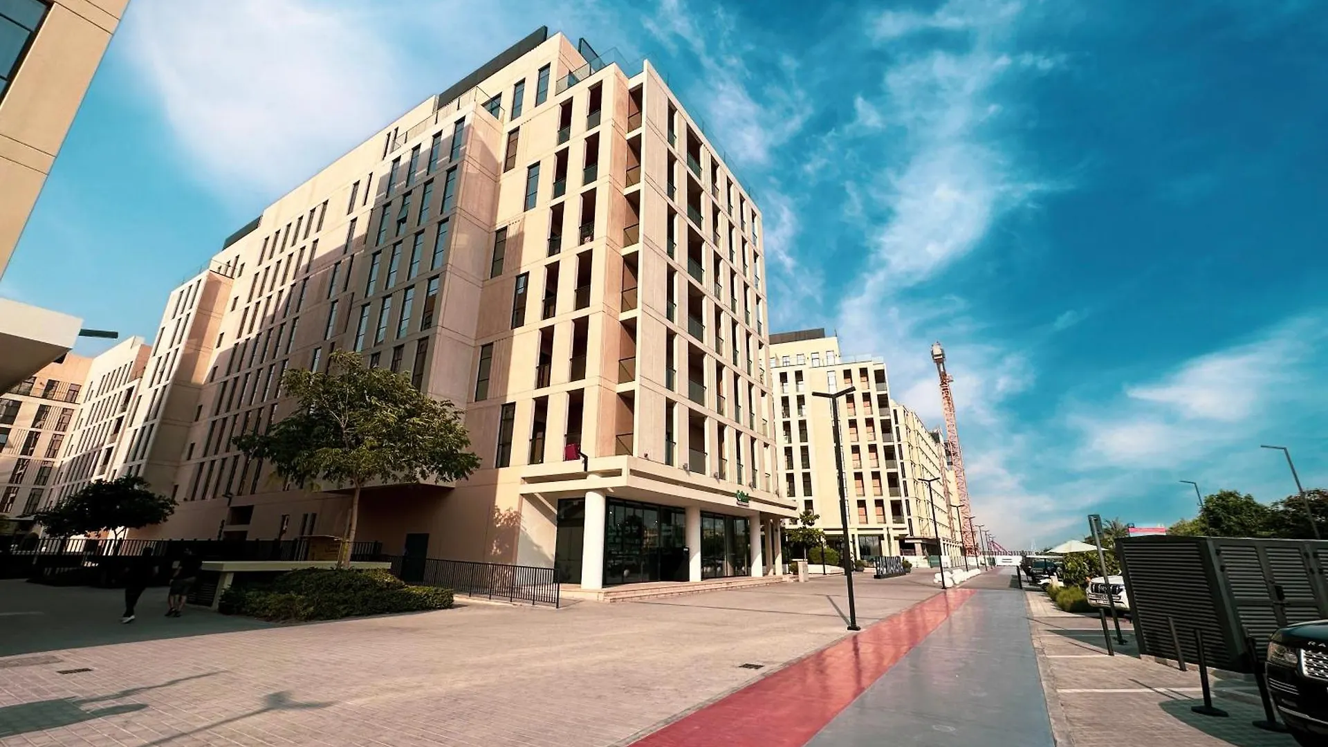Luxe Minimalist Apartment By Blue Cloud Sharjah