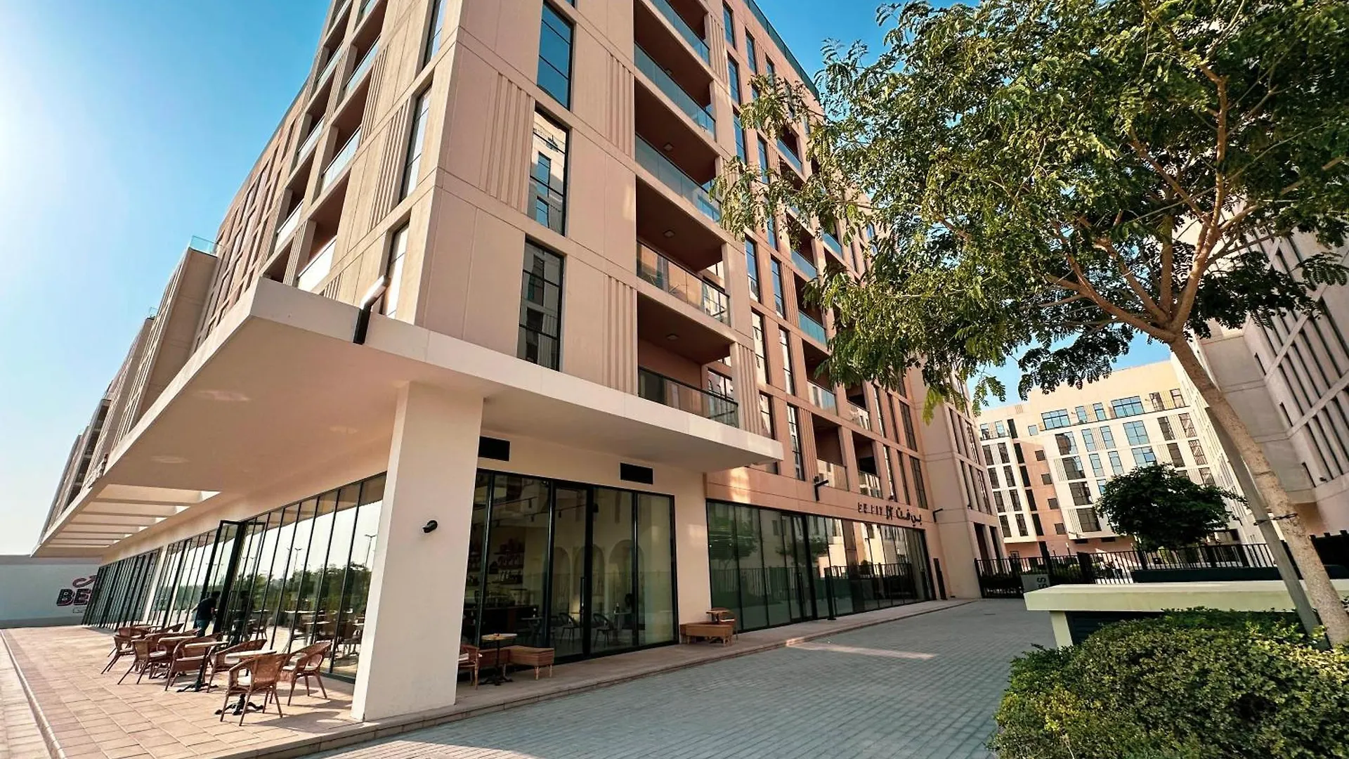 Luxe Minimalist Apartment By Blue Cloud Sharjah
